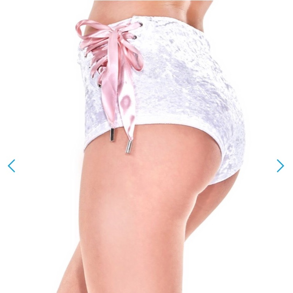 🌸 iheartraves velvet white bottoms